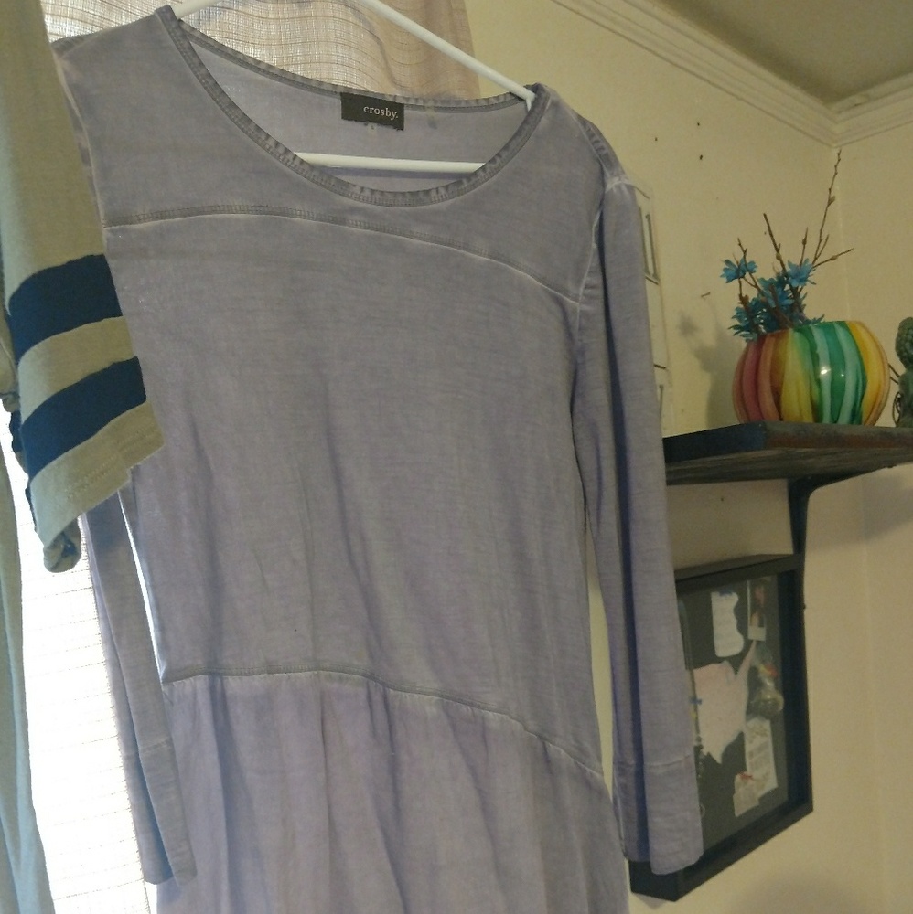 Clothes - Picture 2 of 6